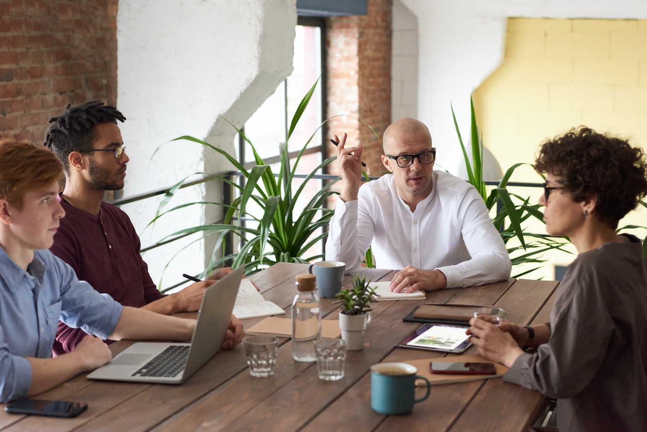 Meeting ratings & reviews offer a platform for feedback and open communication, and promote a culture of transparency and continuous learning.